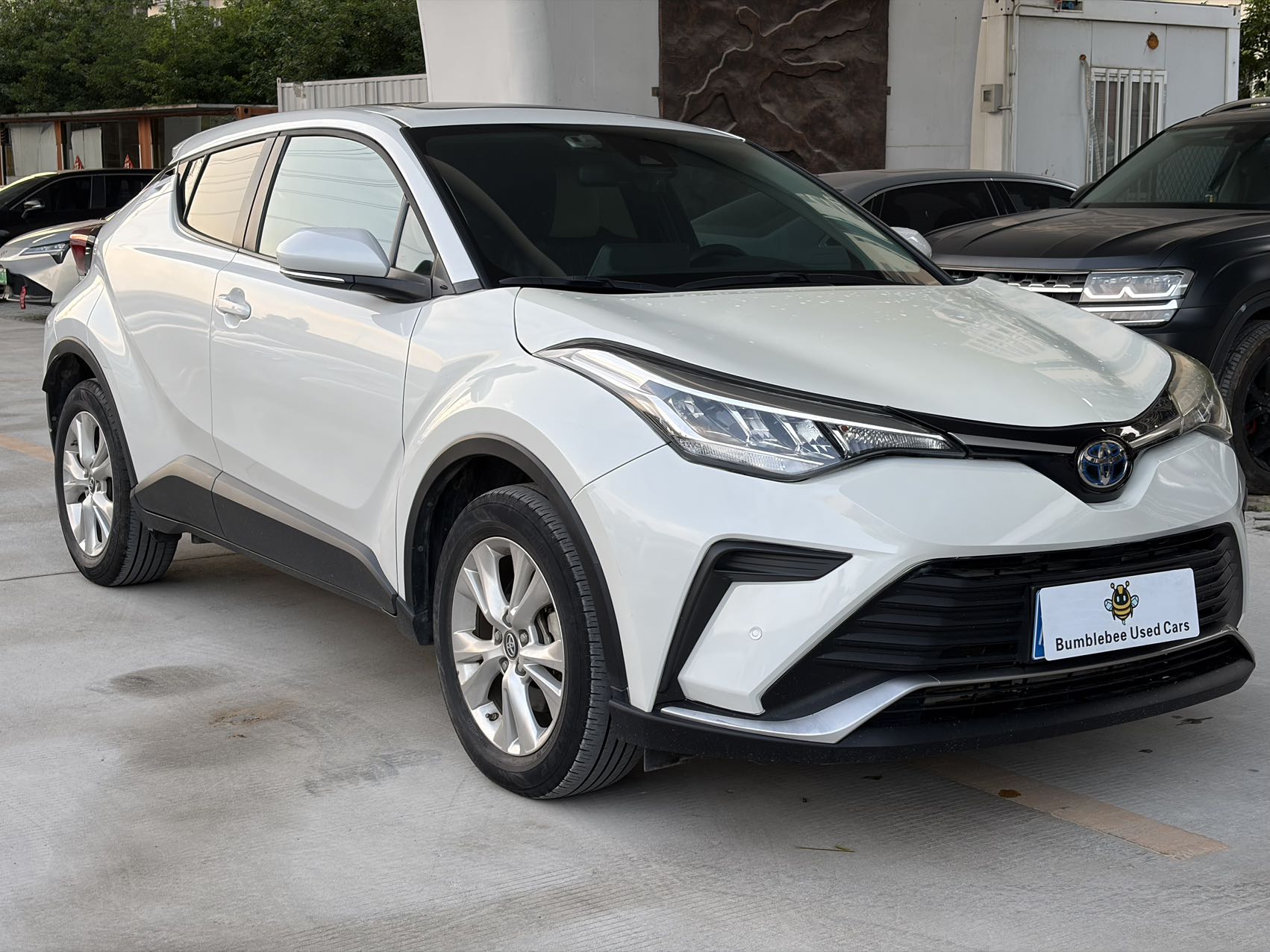 丰田 IZOA 2021 2.0L-自动-油电混合 thumbnail 6